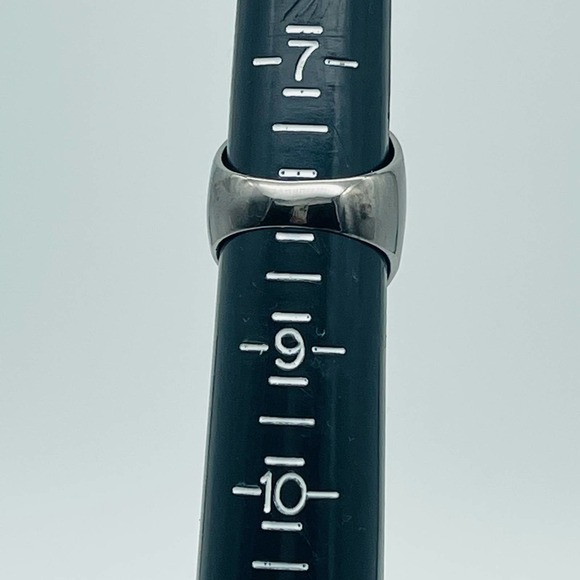 Multi-Color Rhinestones Wide Black Ring Size 8 - Picture 3 of 8